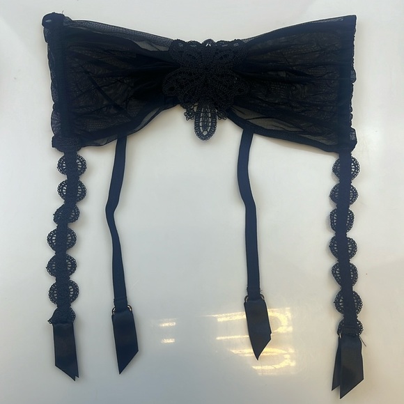 Marvel by La Perla Lace Lingerie Garter Belt N165-64